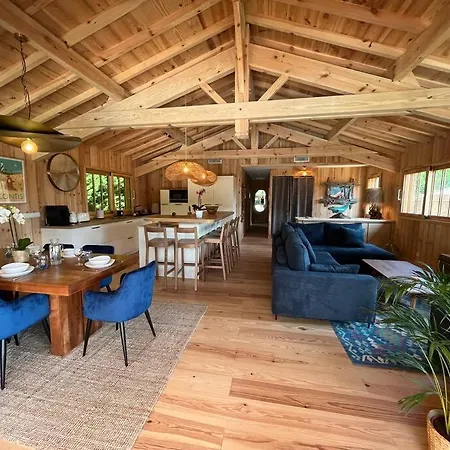 Noa Neuve- Piscine Chauffee Villa Saint-Julien-en-Born