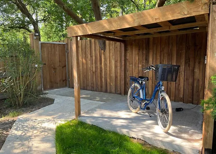 Noa Neuve- Piscine Chauffee Saint-Julien-en-Born